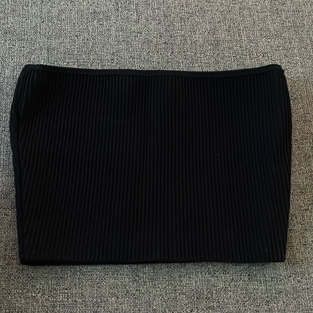 Babaton Elegant Black Ribbed sculpt tube top - XS black